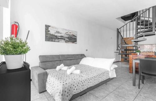 MXP Airport Malpensa - Near Milan - Rho Fiera - Park free, Wi-Fi e Aria Condizionata - Foto 10