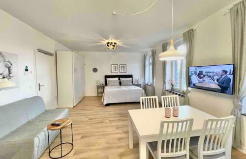 Siegburg- City helles Apartment mit Charme ICE Bhf - Foto 11