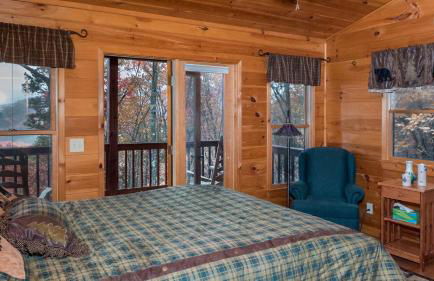 Red Apple Mountaintop cabin hot tub, WiFi, Pet friendly, Fireplace, pit, BEST VIEWS - Foto 10