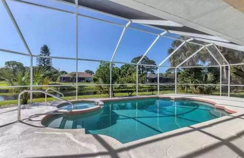 Villa with swimming pool & spa in quiet area - Foto 1