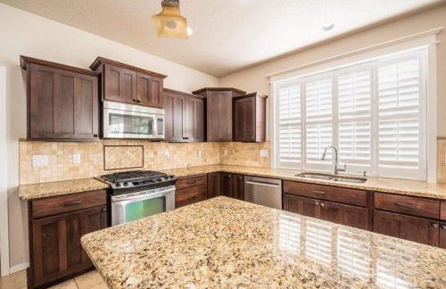 Family Fun! Gorgeous North Idaho Home w/Tesla Charge : Prairie Inn - Photo 11