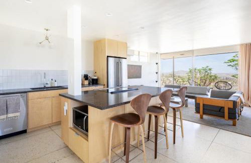 Casa Rocosa I Midcentury Home on 5 Private Acres Near Park - Foto 36