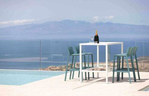 "New Home Costa Adeje, Luxurious Private Villa" - Foto 2