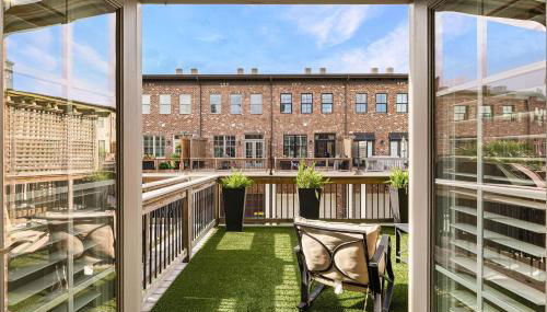 Upper East River by Lucky Savannah - Foto 4