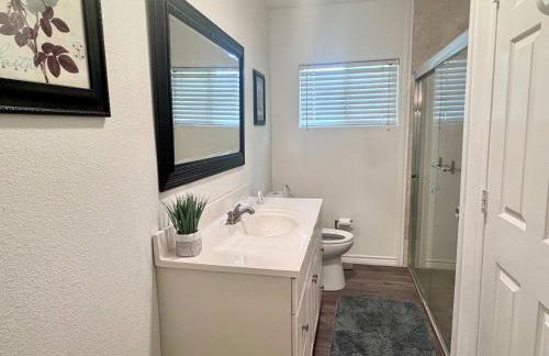 Entire Spacious 4 BR Home for Professionals - Foto 14