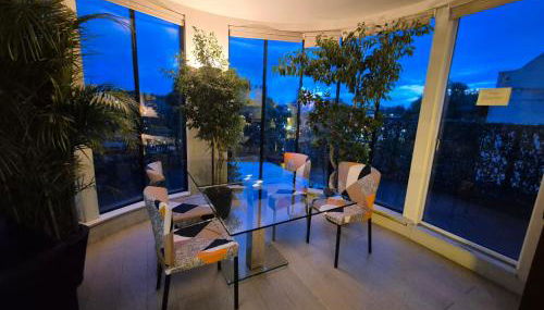 Panoramic Pondview Penthouse - Foto 3