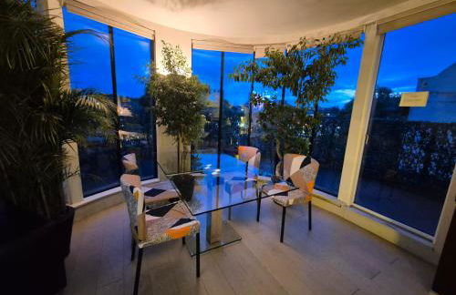 Panoramic Pondview Penthouse - Foto 3