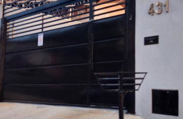 Sobrado novo e lindo com piscina - Foto 2