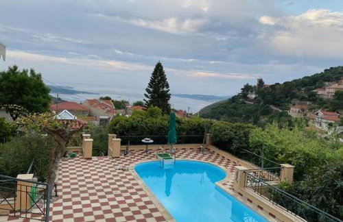 Villa Tzitzifies - Foto 2