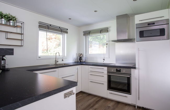 Beautiful House With Covered Terrace, Located in a Holiday Park in Rhenen - Photo 39