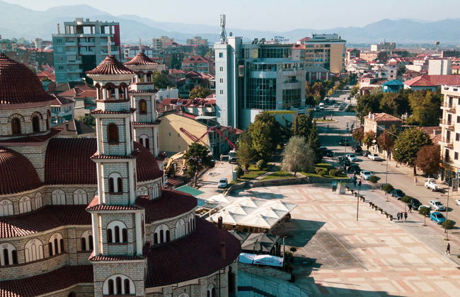 Visita guiada por Korca - Foto 2