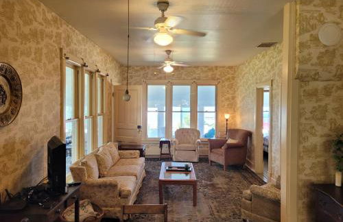 Lil's on the Lake Vintage Cottage on Crystal Lake - Foto 5