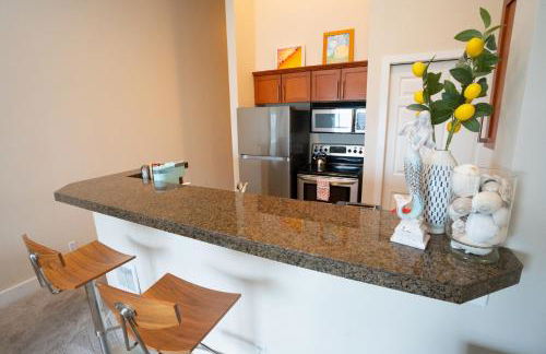 Top Floor Water View Oasis near Space Needle & Cruise - Foto 19