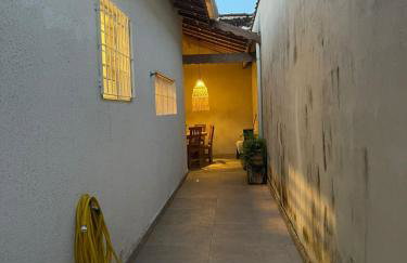 Casa Praia Grande 5min praia, 2 vagas, wi fi , 3 banheiros , piscina grande , freezer extra gelo , churrasqueira , até 9 pessoas - Photo 10