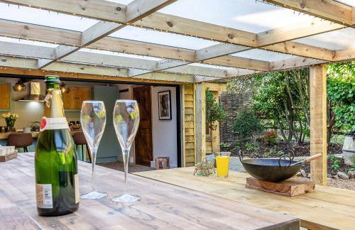 Old Shires Barn - Photo 32