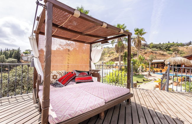 Luxurious Private Cabin Pool Hottub & Fireplace - Foto 27