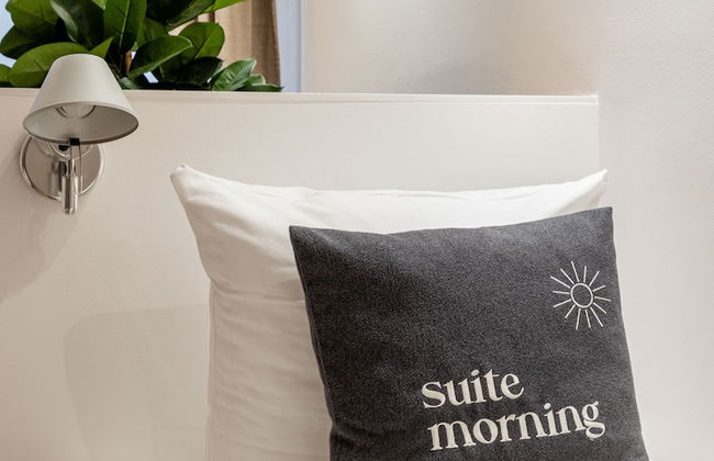 Schoenhouse Berlin City Street - Photo 2