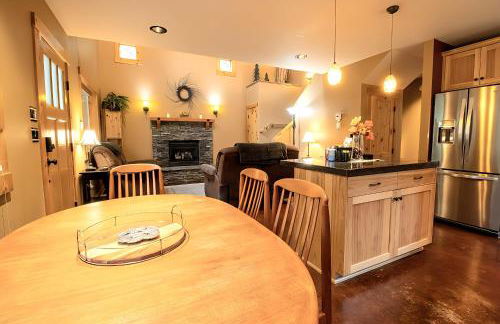 2 Kings, Fire Pit, Gameroom, EV charger, Dogs OK! - Foto 5