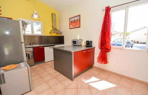 Cozy Home In Cabannes With Wifi - Foto 17