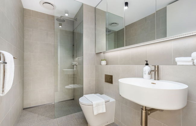 The Surry Apartments by Urban Rest - Photo 10