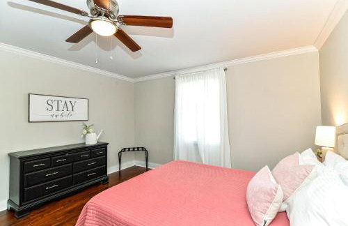 Cheerful 2-Bedroom Cottage in Downtown Noblesville - Foto 24