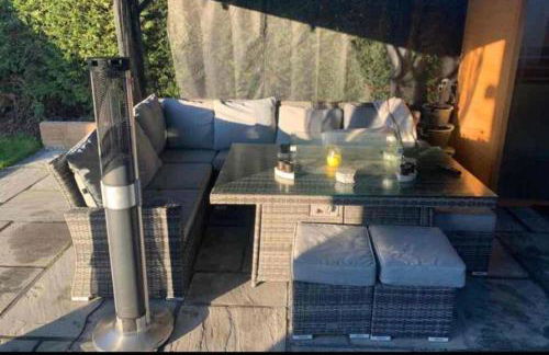 Pet Friendly Home in Chelmsford-Hot Tub-Sleeps 6 - Foto 32