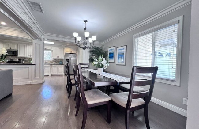 Fabulous 6 Bedroom , 4 Bath Pool W/jacuzzi Home - Foto 34