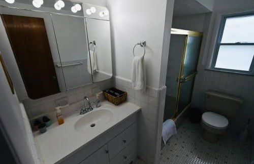 Bright & cozy * 2nd Floor Apartment*. Close to NYC - Foto 21