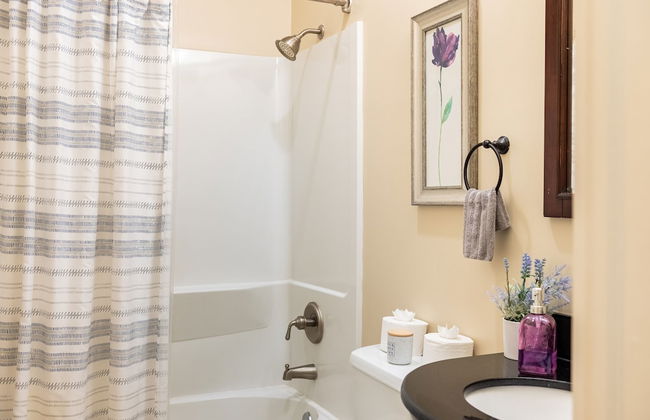 Highland Hideaway by Avantstay Group Poconos Retreat w Patio Game Room - Foto 34