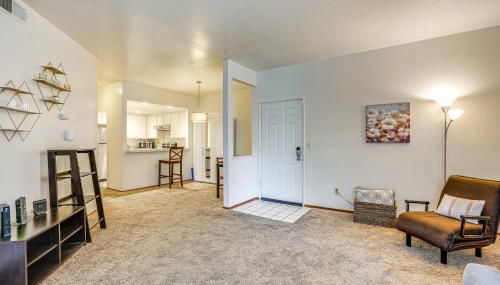 Stay and Play Bay Area Condo with Community Pool! - Foto 4