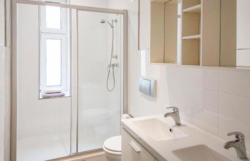 1 Bedroom Gorgeous Apartment In Berlin - Foto 14