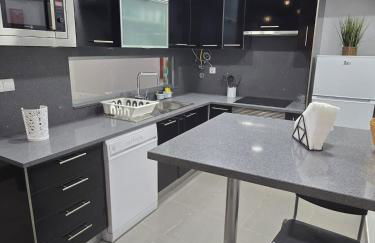 AL Manas Pereira - Photo 8