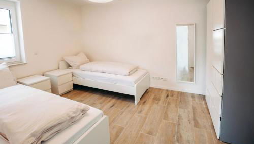 Ferienwohnung "Kleine Auszeit" EG-R - Foto 5, wardrobe