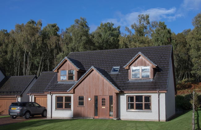 Highland Holiday Homes - Tulloch Ard - Foto 1