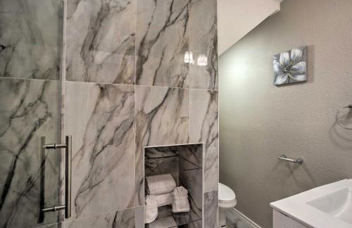 11 Mi to Holiday at Arboretum! Home with Hot Tub - Foto 30