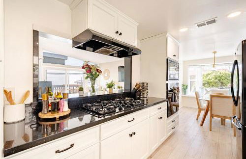 Amazing location, Unique Oceanfront Beach House! - Foto 6