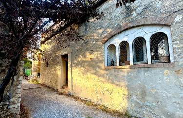 Large duplex with garden in historic house - Foto 2