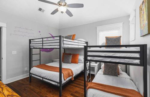 Walk to Broadway & Germantown Large House with Patio - Foto 25