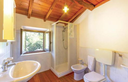 Gorgeous Apartment In Casoli Lu - Foto 10