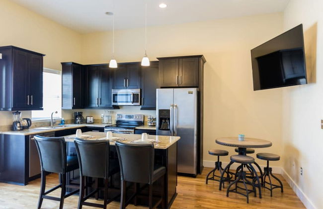 Merchant Lofts Comfy Condos – Walk Everywhere - Foto 13