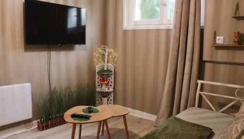 Appartement Jungle Cosy - Bureau & Fibre - 10min du Futuroscope - Foto 5