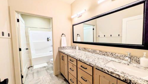 BRAND NEW World Adventure at Aspen Crest - Foto 3, Shower