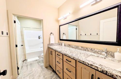 BRAND NEW World Adventure at Aspen Crest - Foto 3