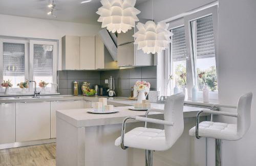 Top Villa mit privatem Pool, WLAN, Sonnenliegen, Terrasse und eigenem Grillbereich - Foto 11