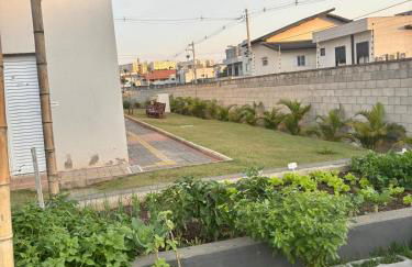 Studio Home Office Completo Cama Queen e Ar Condicionado Vista Panorâmica - Foto 50