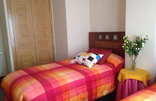 La plazuela Navaluenga - Photo 18