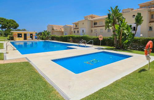 2 bed garden apartment Las Mimosas Cabopino - Foto 1