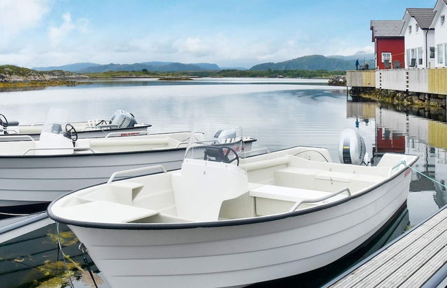 6 Person Holiday Home in Averoy - Foto 18