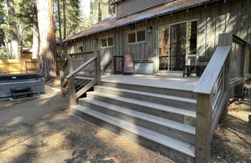 3BD with Hot Tub Two Minutes from King Beach - Foto 36