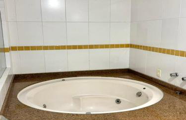 Saint Sebastian Flat 201 - Com Hidro! até 3 pessoas, Duplex, no centro - Foto 20
